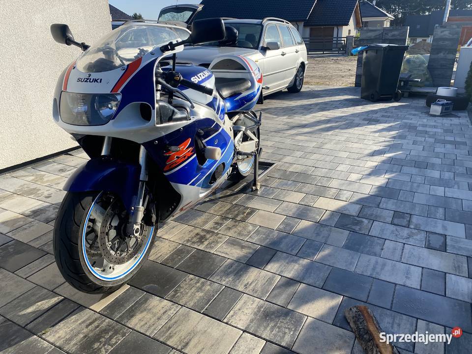 Suzuki GSXR 750 SRAD GSXR Konin