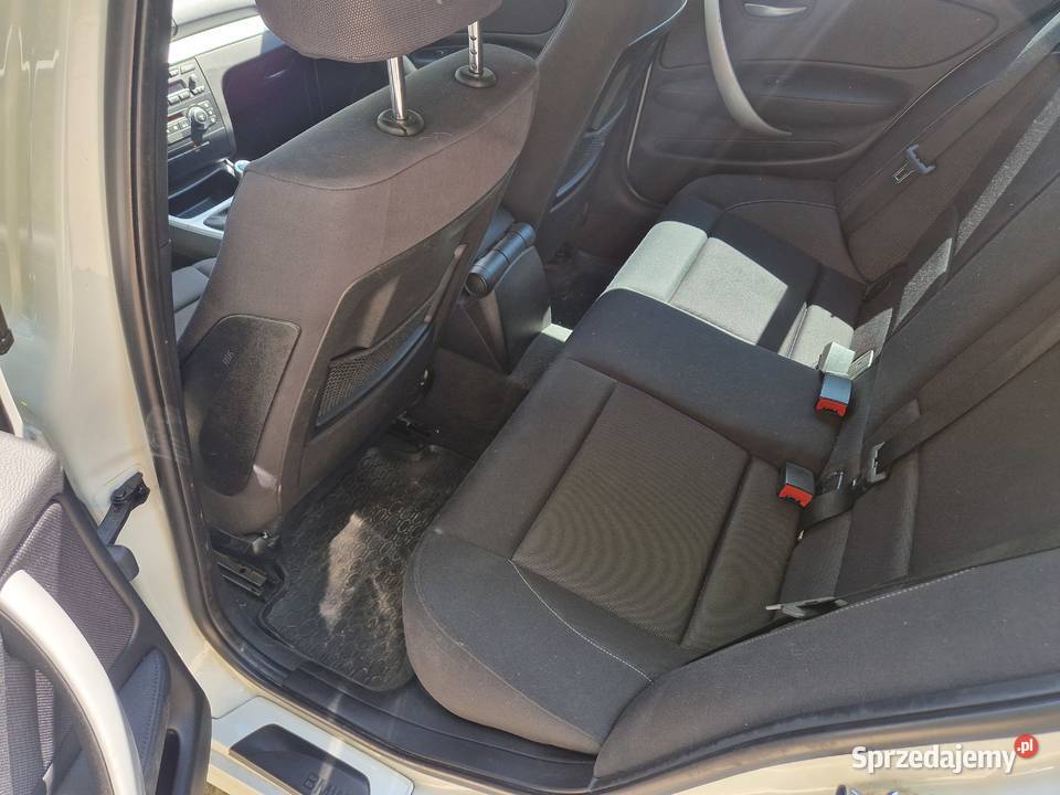 BMW Seria 1 118d Klima Czujniki parkowania hak śląskie Kłobuck