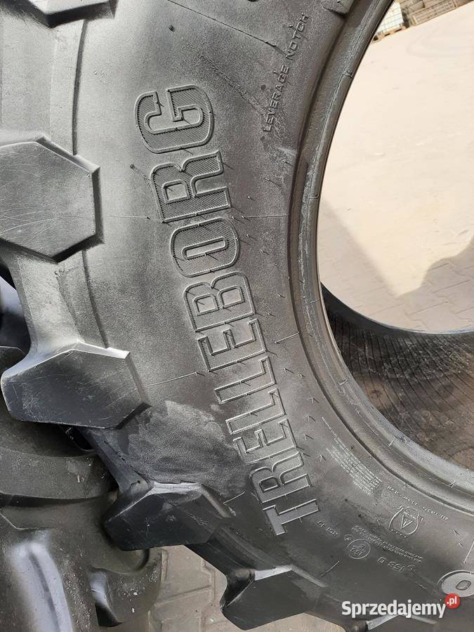 2x Opona używana rolnicza 60070R30 TRELLEBORG Zaścianki