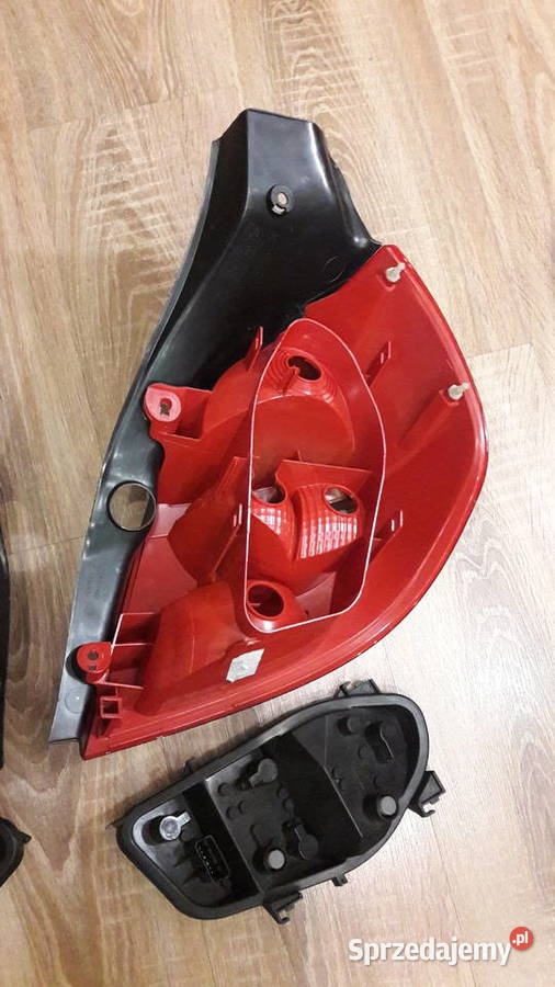 Tylne lampy Renault Clio III Części samochodowe Głuchołazy