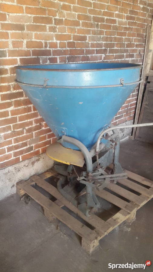 Rozsiewacz nawozu BAK nieuszkodzony Rozsiewacze nawozów Rozsiewacze nawozów