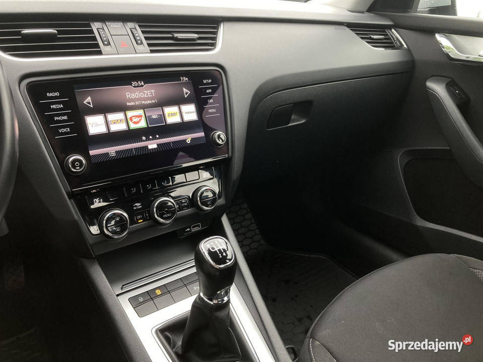 Skoda Octavia Skoda Octavia III 15 TSI ACT fv23 serwisowany w ASO