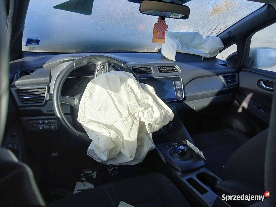 2021 NISSAN LEAF II 62 kWh 80000 Damaged Rok produkcji 2021 Leaf Gubin