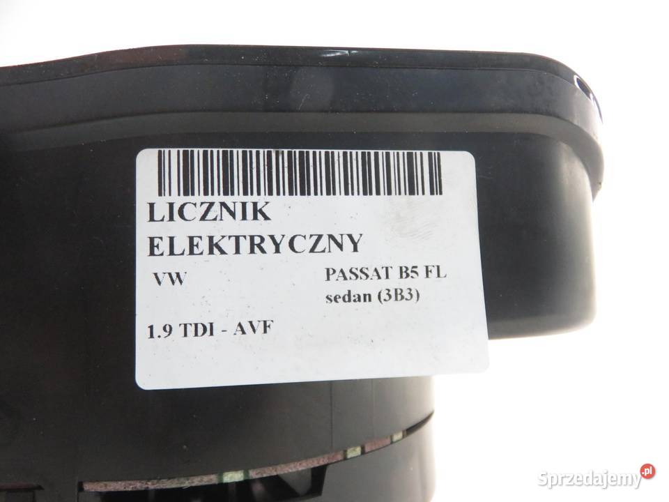 LICZNIK VW PASSAT B5 FL 3B3 19 TDI PD 130 AVF osobowe Liczniki i zegary