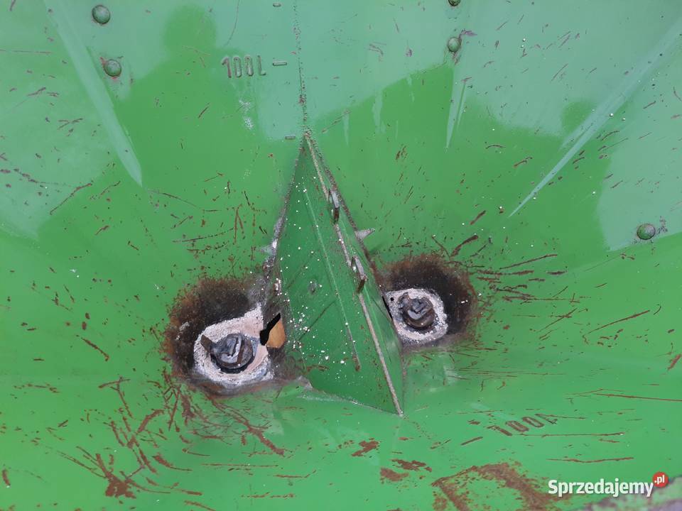 Rozsiewacz nawozów amazone 402 400l pojemności Czarnocin