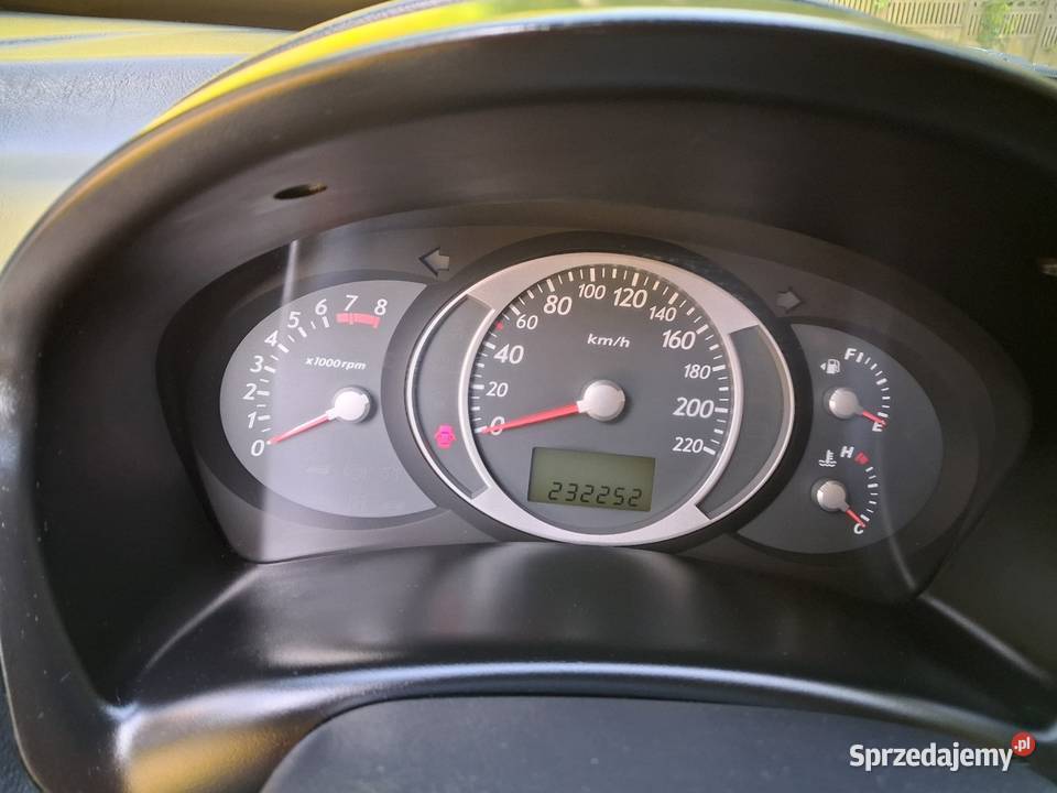 Sprzedam Hyundaja Tucsona 20 bg Terpentyna