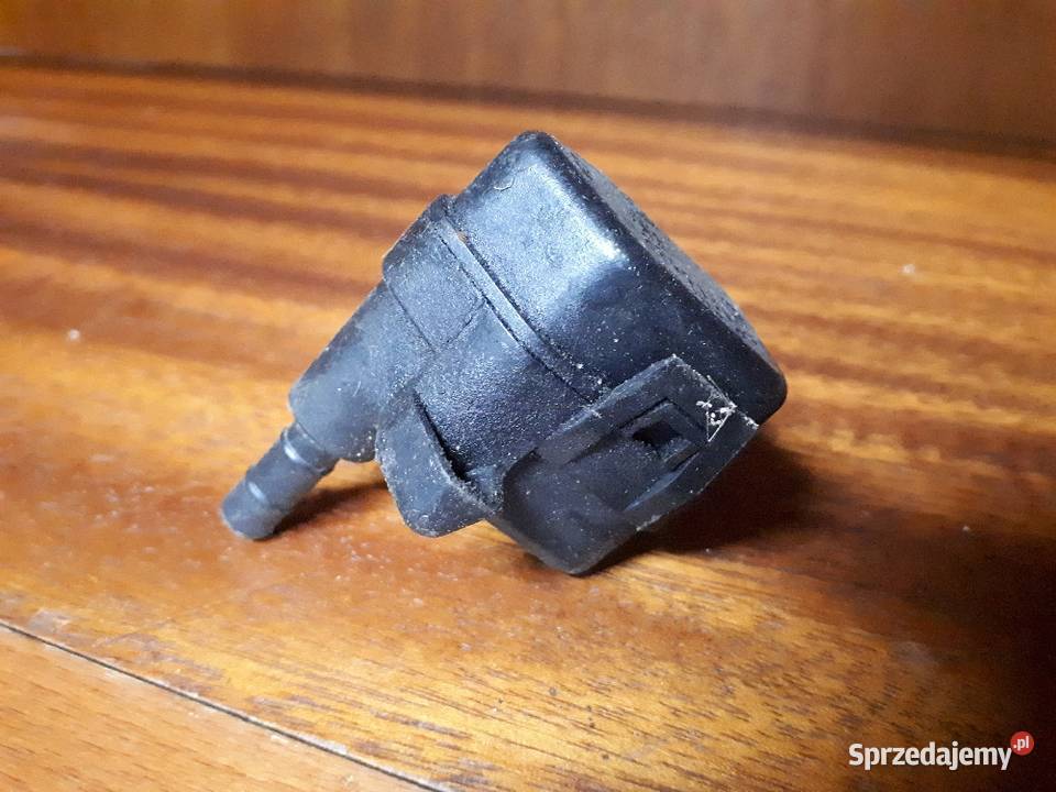 Odpowietrznik skrzyni Megane 1