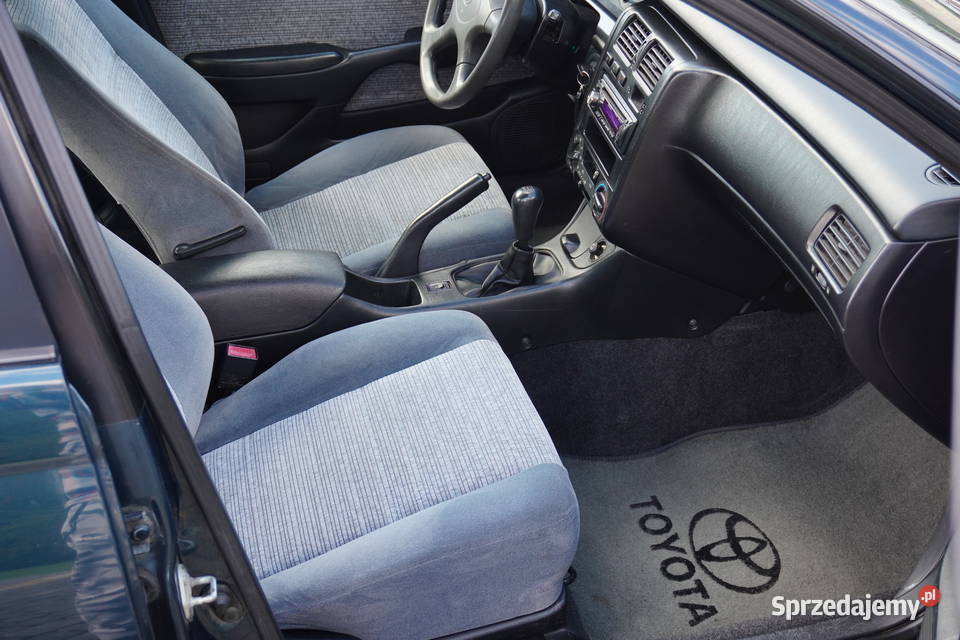 Toyota Carine E 20 GLI 30 lat w moim posiadaniu autoalarm