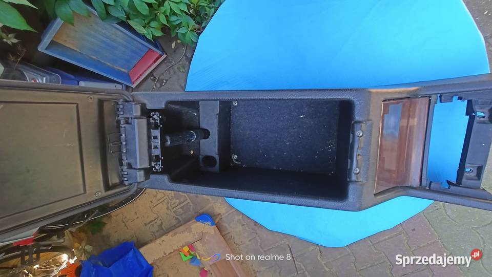 Mercedes W202 tunel środkowy ze schowkiem Skarżysko-Kamienna sprzedam