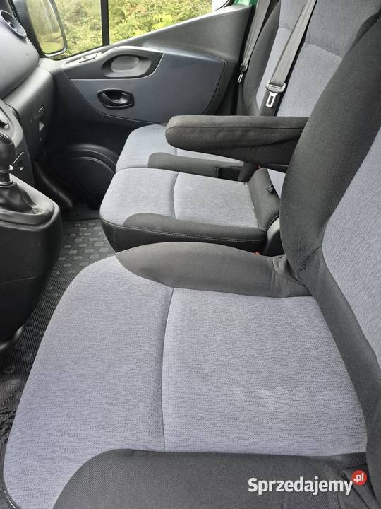 Opel VivaroB 16 diesel 120 2017r Stan wzorowy Swarzędz