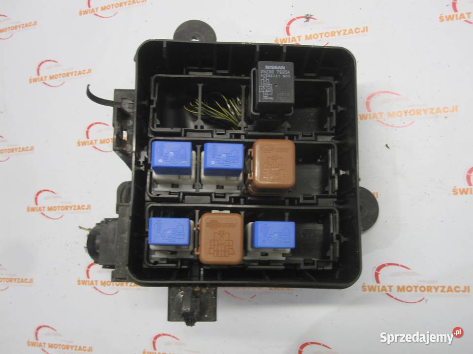 NISSAN LEAF I 11r skrzynka bezpieczników świętokrzyskie Kielce sprzedam