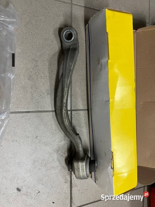 Mercedes w212 wahacz prawy przód oryginalny Płock