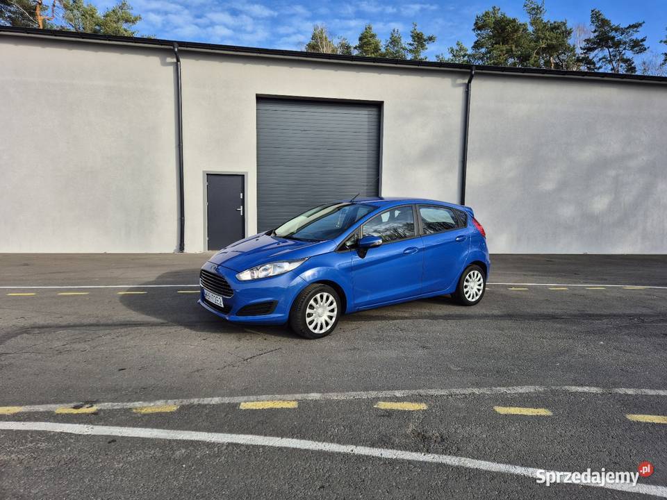 Ford fiesta 12 benzyna Lift gniazdo AUX sprzedam