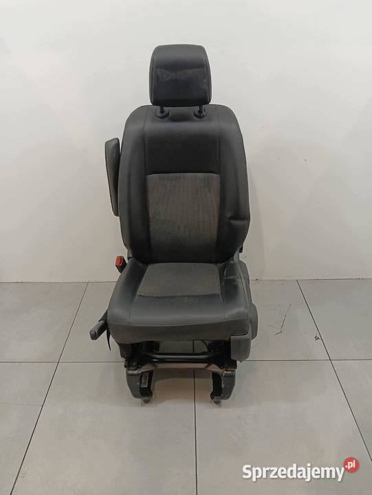 FOTELE LEWY KIEROWCY EU PROACE Peugeot Expert Fotele i kanapy