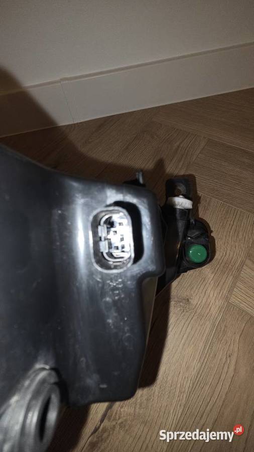 Lampa przeciwgmielna prawy przód vw passat b8 Tryńcza