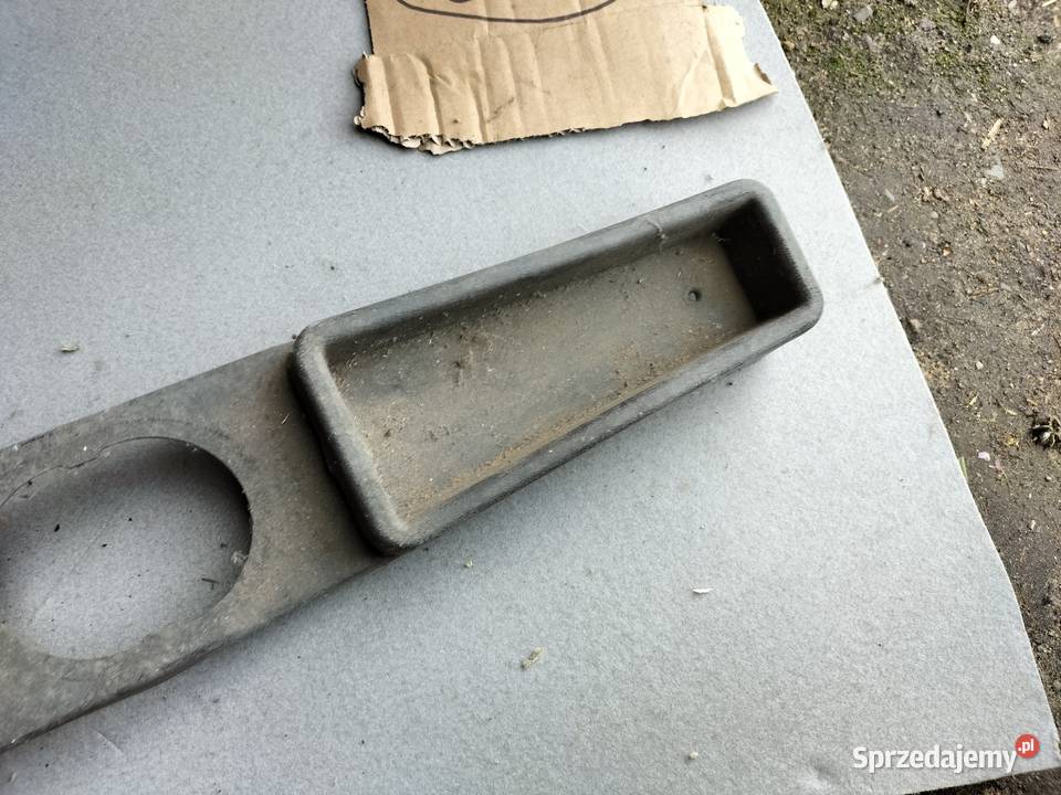 FIAT 126P 126 P ELEGANT MALUCH TUNEL ŚRODKOWY Kamień-Kolonia