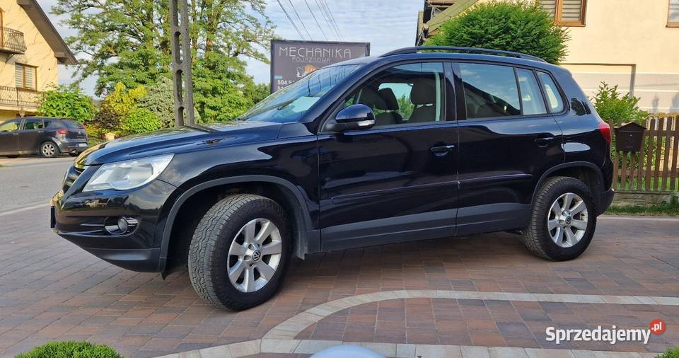 Volkswagen Tiguan 20 Tdi 4motion 4x4 czarny świętokrzyskie Podkonarze