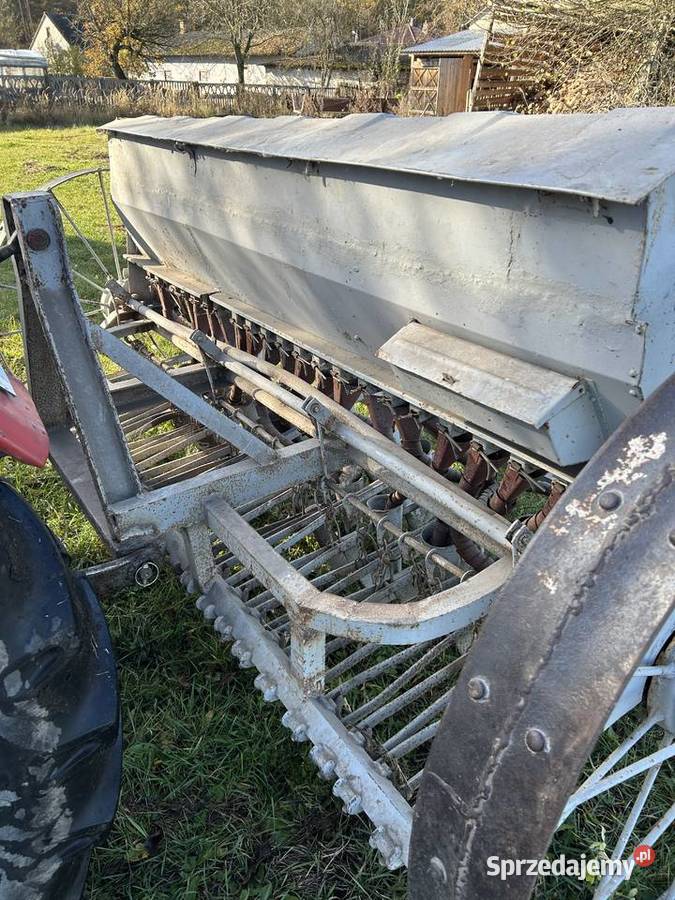 Sprzedam siewnik poznaniaka konny powiększony nieuszkodzony Zachorzów-Kolonia
