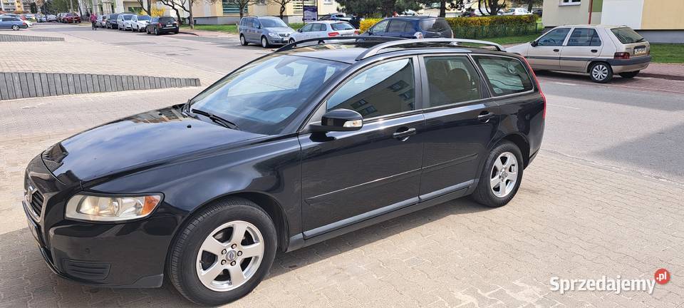 Volvo v50 manualna
