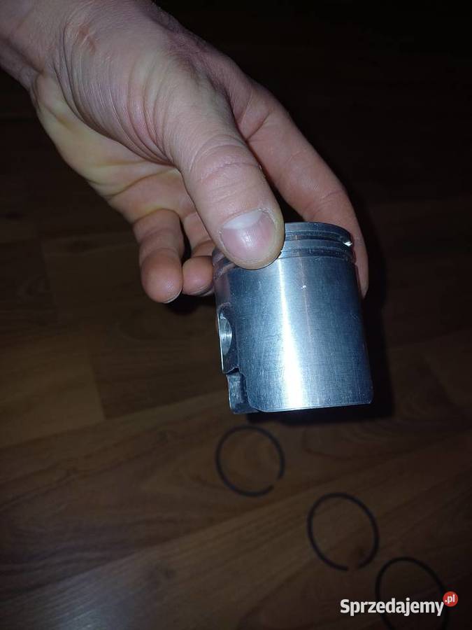 Tłok wsk 125 nominał z pierścieniami Świdnica Polska