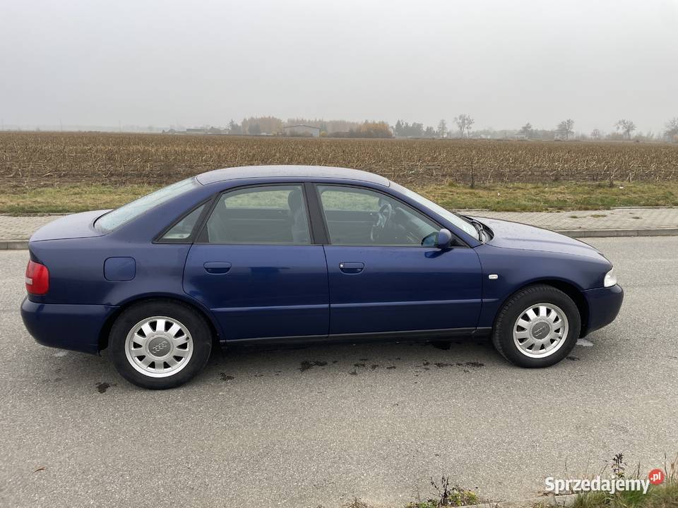 Audi A4 b5 18 125 LPG HAK Przasnysz sprzedam
