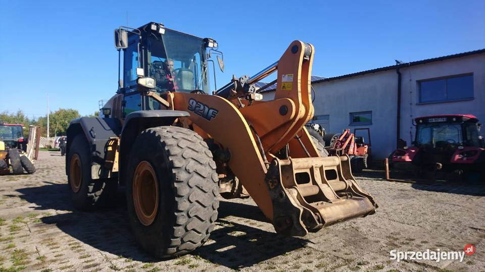 Case 921 F Ładowarka przegubowa 258 Zaklików sprzedam