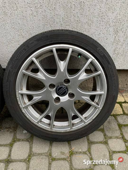 Felgi 17 Volvo V40 S40 z b dobrymi oponami Ostrołęka sprzedam