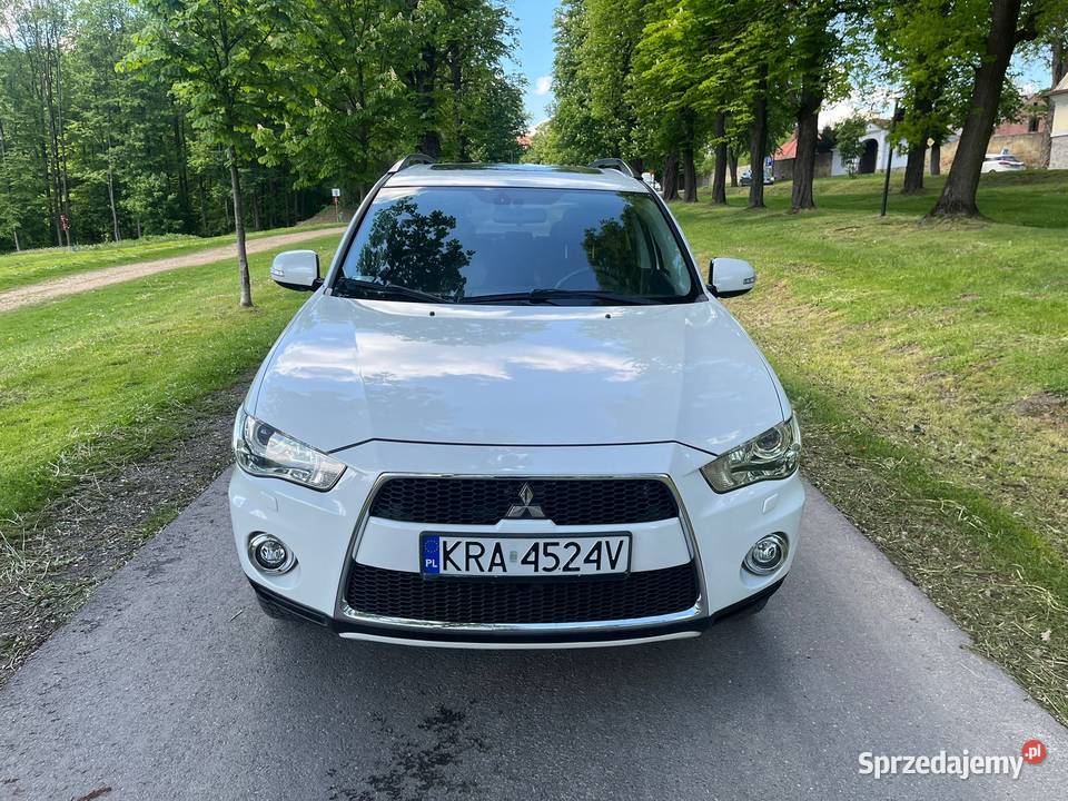Mitsubishi Outlander II 22 DID Intense 4x4Aut7os 156KM Kalwaria Zebrzydowska