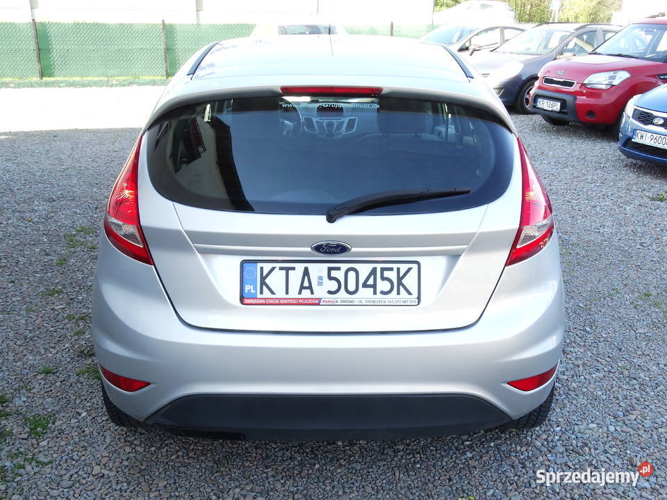 Ford Fiesta 125benzyna 82 Wypożyczalnia wynajem Przebieczany