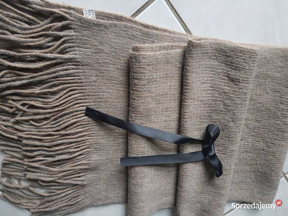 Długi wełniany szal chusta szalik pareo okrycie Kielce