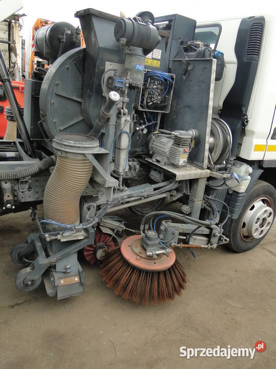 Mitsubishi Fuso Canter Euro 6 Zamiatarka mazowieckie Stasi Las