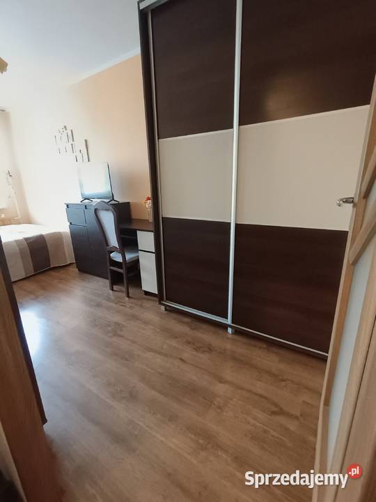 Jasne przestronne 3 pokoje 65m z pięknym dużym Piętro 4