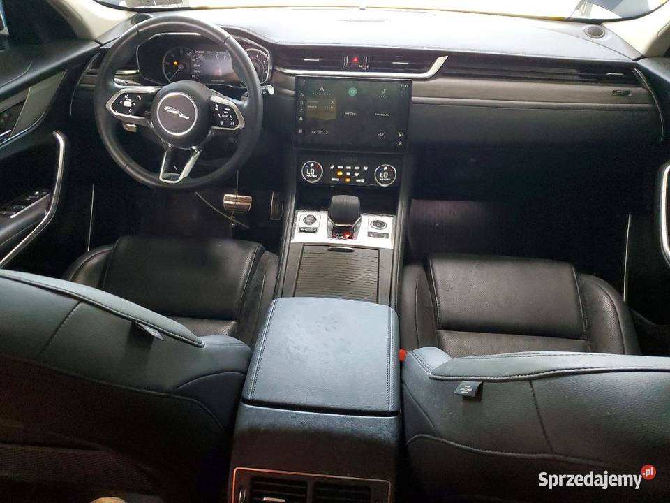 Jaguar Fpace w drodze do EU