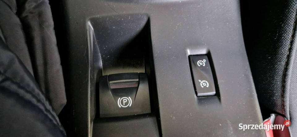 Renault Megane OPIS Rej 2015r III 20082016 gniazdo AUX Megane