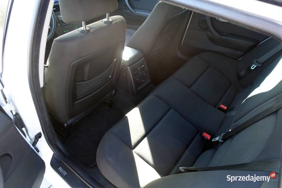 BMW 320i 170 KLIMATRONIK KAMERA PANORAMA HAK manualna Buczkowice
