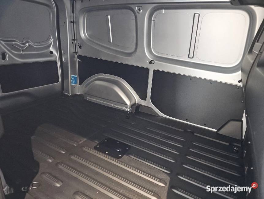 Mercedes eCitan MATA BAGAŻNIKA Wykładzina Guma dostawcze Wrocław sprzedam