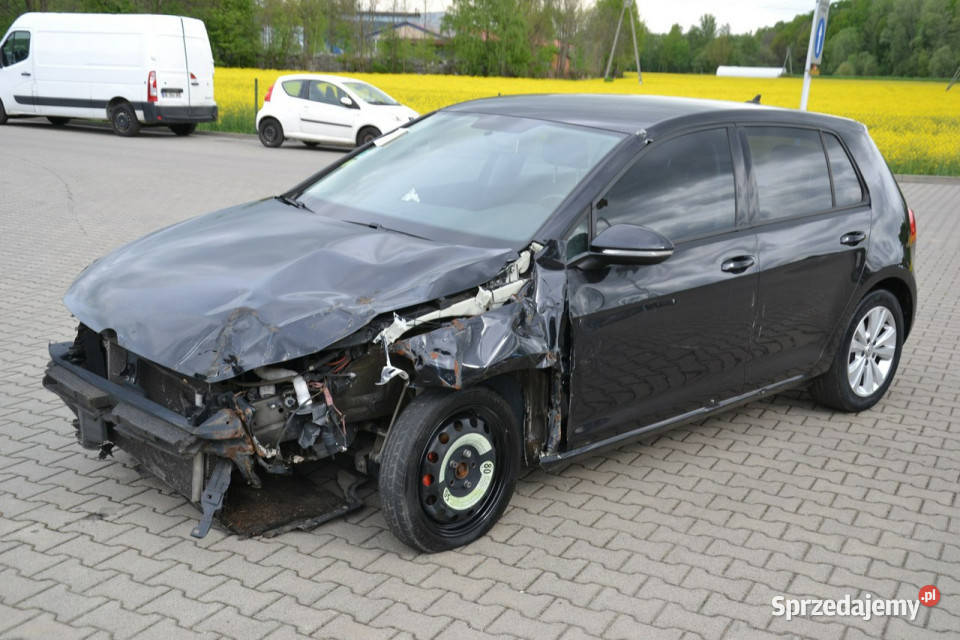 Volkswagen Golf 16 tdi 105 nawigacja niskie małopolskie Kęty