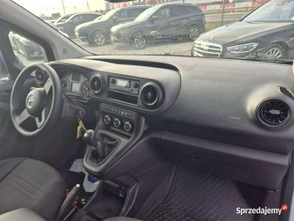 Mercedes Citan manualna Komorniki