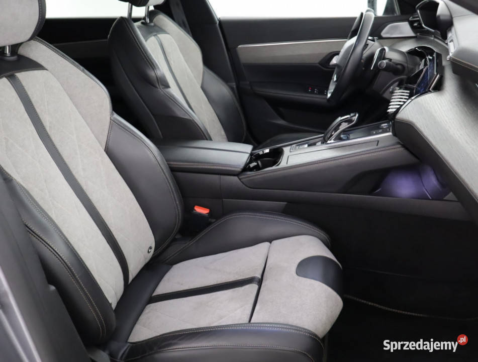 Peugeot 508 Hybrid 225 gniazdo USB Samochody osobowe