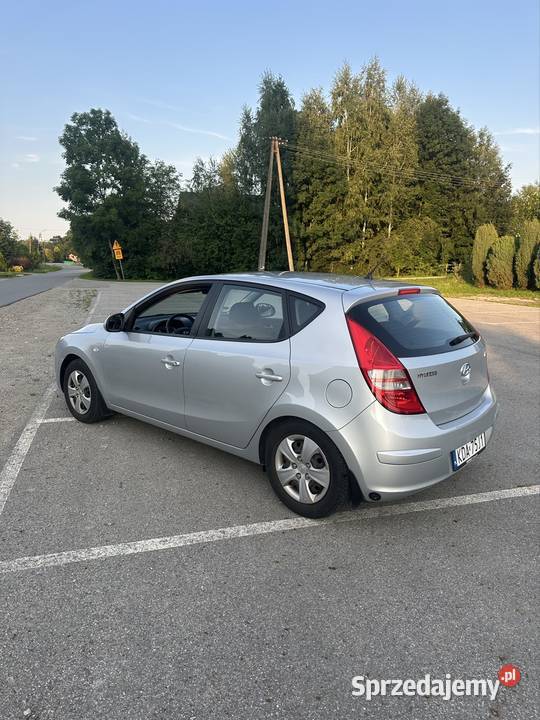 Hyundai i30 16 gaz 2009r 4/5 Słotowa