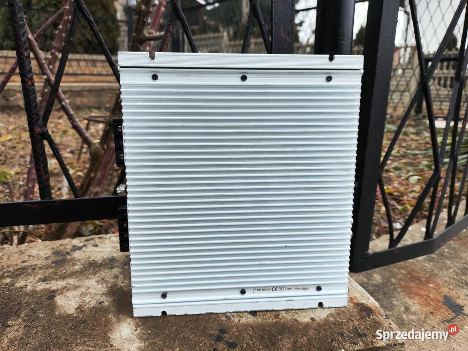 Wzmacniacz samochodowy 2 kanałowy BLAUPUNKT GTA śląskie Niegowonice