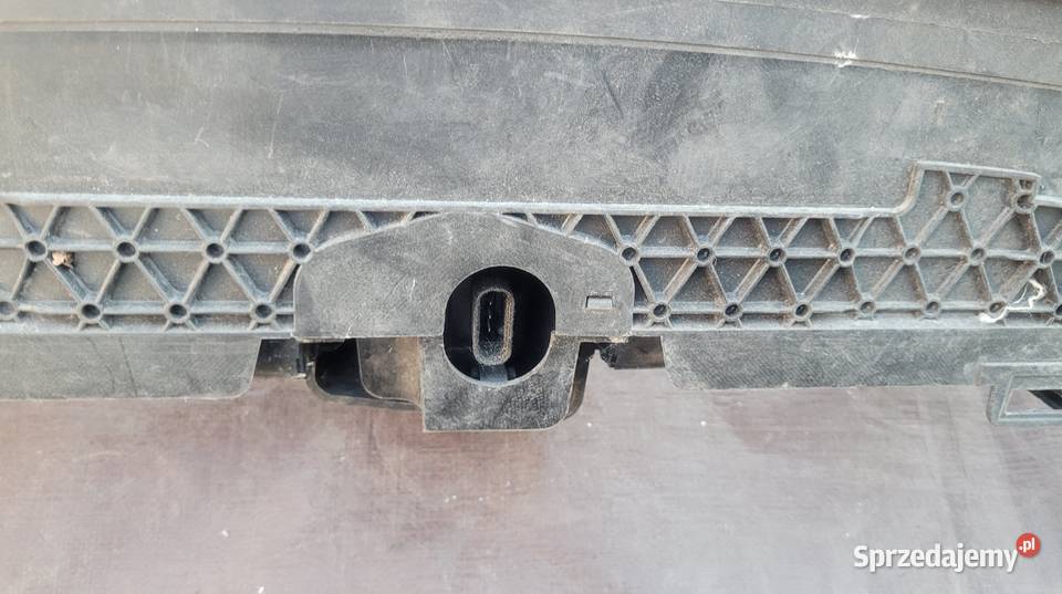 BMW 7 G11 G12 KIEROWNICA WLOT POWIETRZA ZALUZJA osobowe śląskie Ruda Śląska