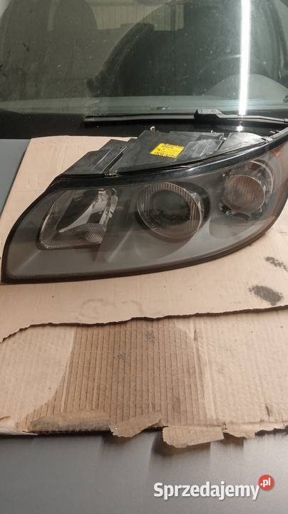 Volvo V50 lampa