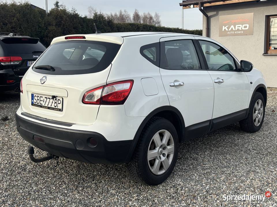 Nissan Qashqai kupiony w polskim salonie Paniówki