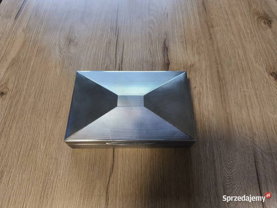 Stara srebrna papierośnica stołowa Chojnice