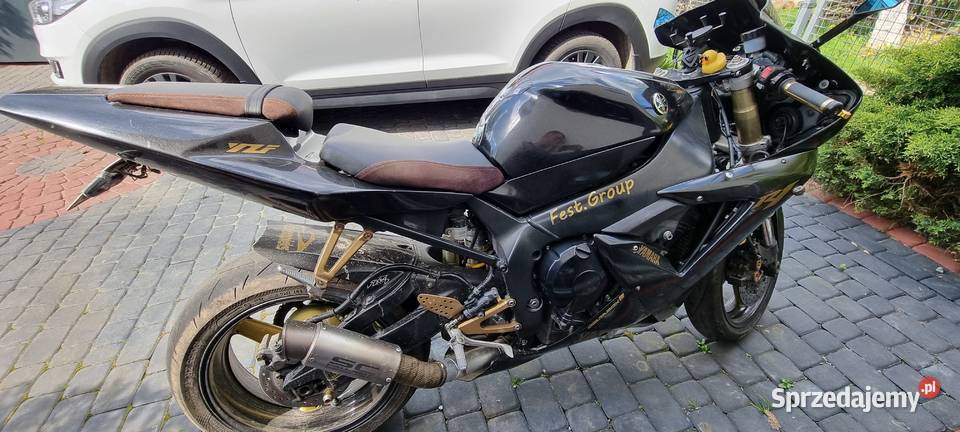 Yamaha R1 rn09 2002