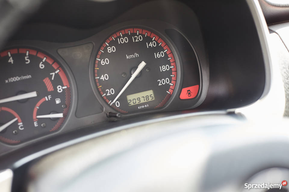 Honda HRV 16 VTEC 124 4x4 Rok produkcji 2004 podkarpackie