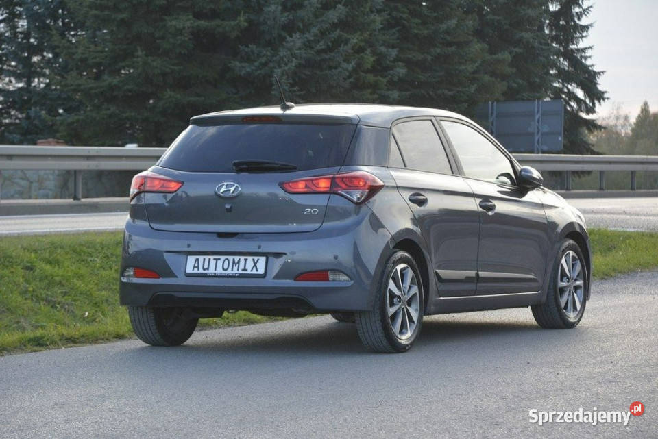 Hyundai i20 14CRDI nawi kamera panorama czujnik deszczu sprzedam