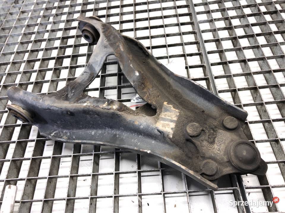 WAHACZ PRAWY PRZÓD DACIA DUSTER Hatchback Wahacze podkarpackie sprzedam