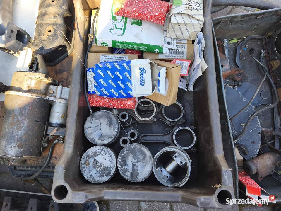 Blok silnika Indenor diesel Rok produkcji 1980 Góra Kalwaria